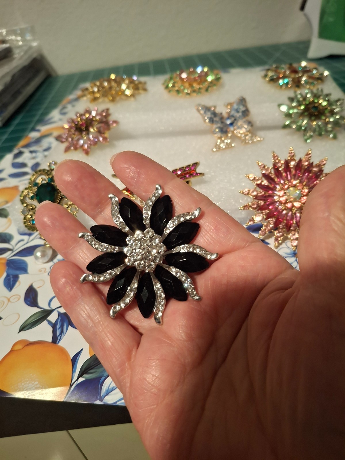 Modern Rhinestone Brooch Pin Lot (10 Pc) – Grandmillennial Granny Chic