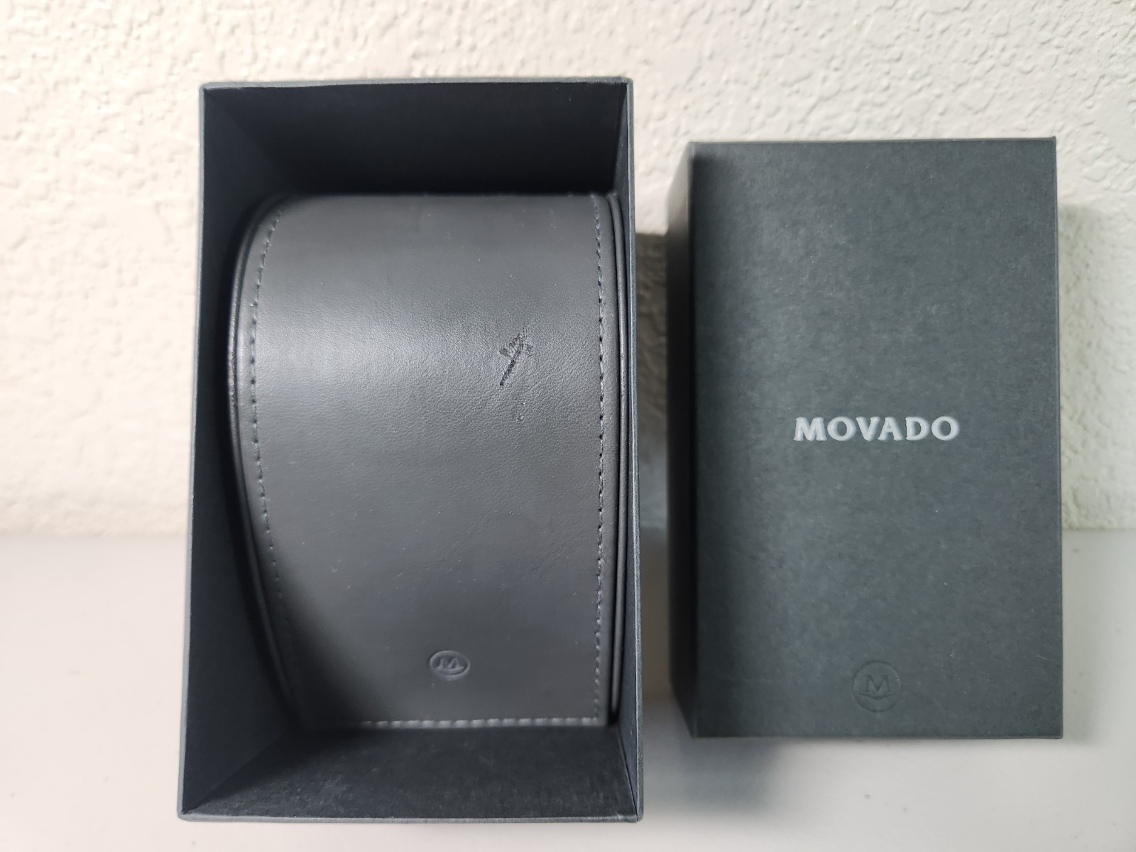 Swiss Movado Series 800 Chronograph White Dial Men’s Watch w/ Box/Manual