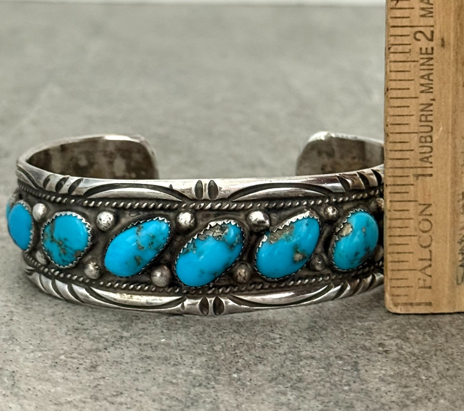 Vintage Native American Navajo MORENCI TURQUOISE Sterling LARGE Bracelet 8.25 in