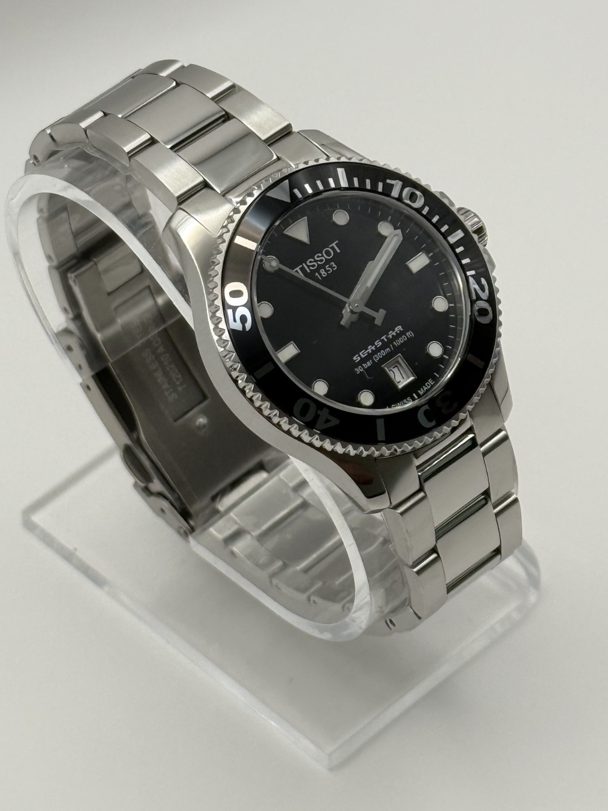 Tissot Seastar 1000 Black Unisex Adults Watch – T120.210.11.051.00