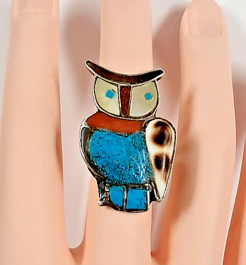 NATIVE AMERICAN ZUNI STERLING OWL RING TURQUOISE, MOP, CORAL (sz 6.5) 7.83gr
