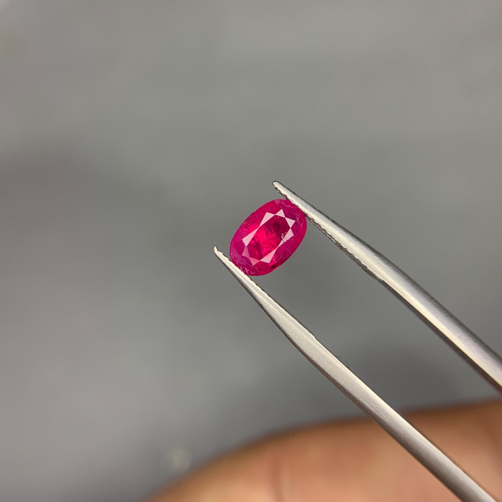 Natural Faceted Ruby Oval Cut Loose Gemstone-1.39 Carats