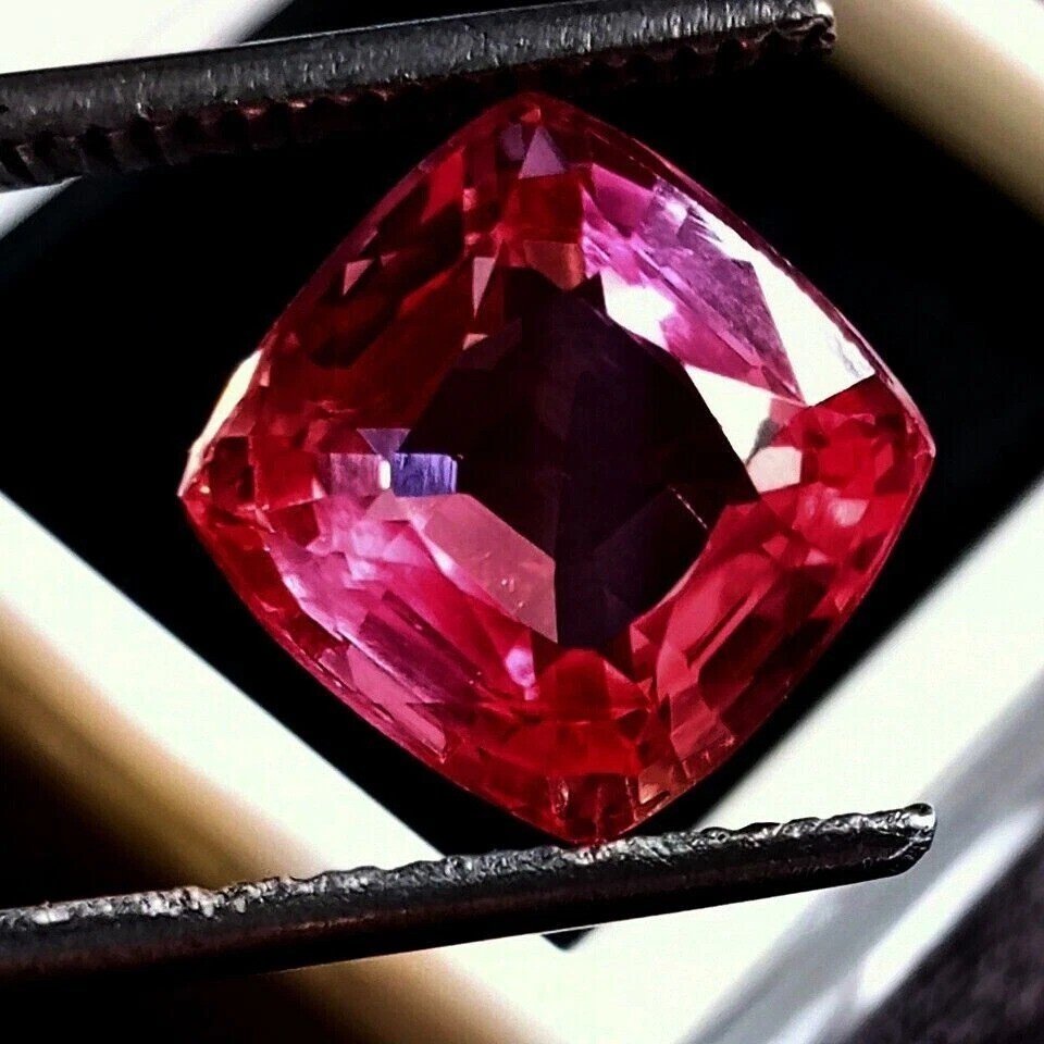 VVS Padparadscha Sapphire Cushion 8-9 Ct Cut Natural Loose Certified Gemstone