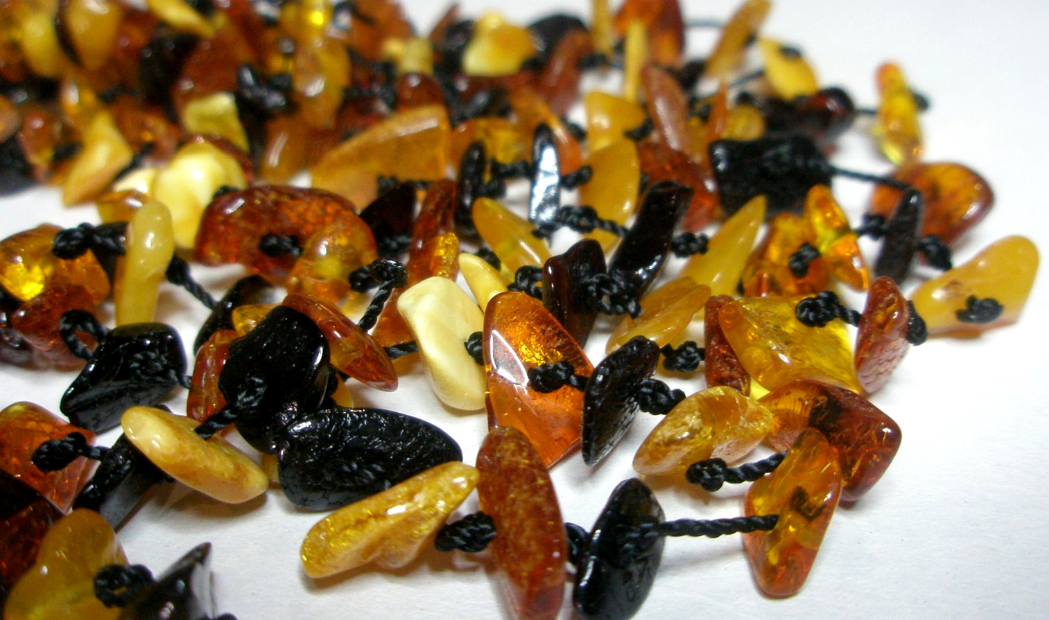 Genuine Baltic Amber Women’s Statement Necklace Multicolor 44 cm 17” 32 grams