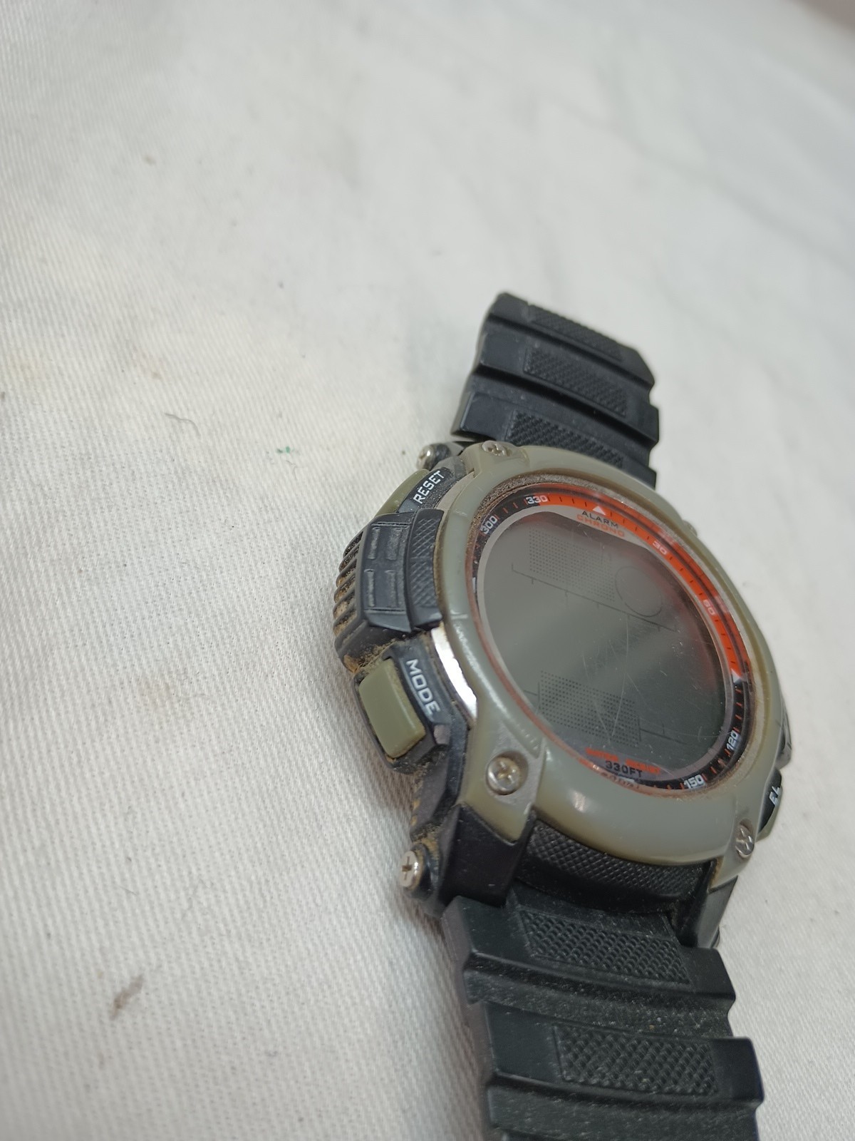 ARMITRON Instalite All-Sport LCD Digital Men’s Watch, needs Battery And Band
