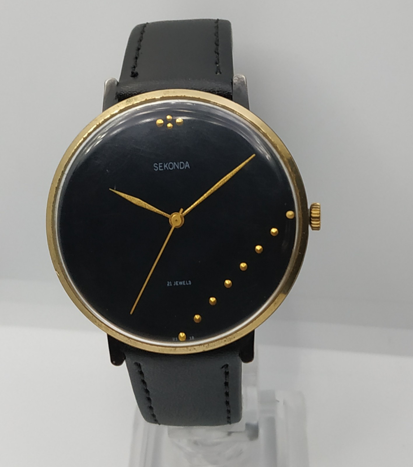 Men’s Dress Vintage Watch SEKONDA USSR Mechanical Zarya Retro Soviet 21 jewels ☭