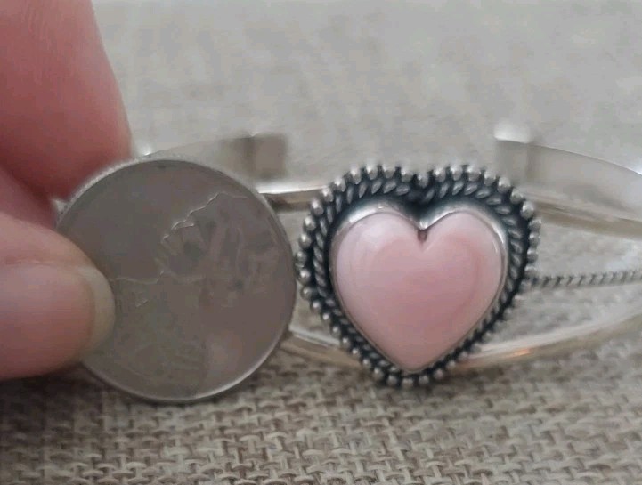 New Sterling Silver & Natural Pink Conch Heart Cuff Bracelet
