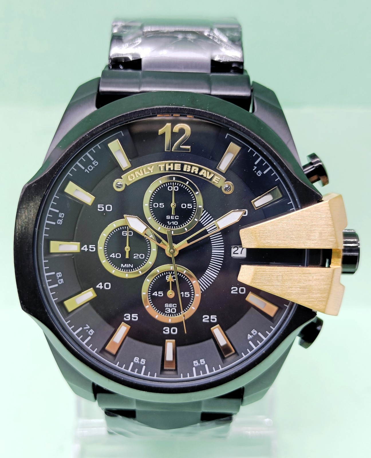 Fabulous Diesel 10 Bar “ONLY THE BRAVE” Chronograph Quartz Men’s Wrist Watch
