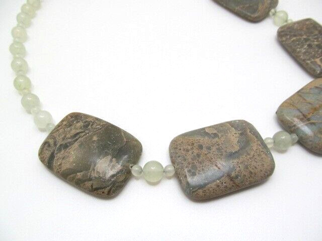 Heavy Green Bamboo Leaf Jasper Stone Bold Stone Bead Beaded Necklace 20.5 In