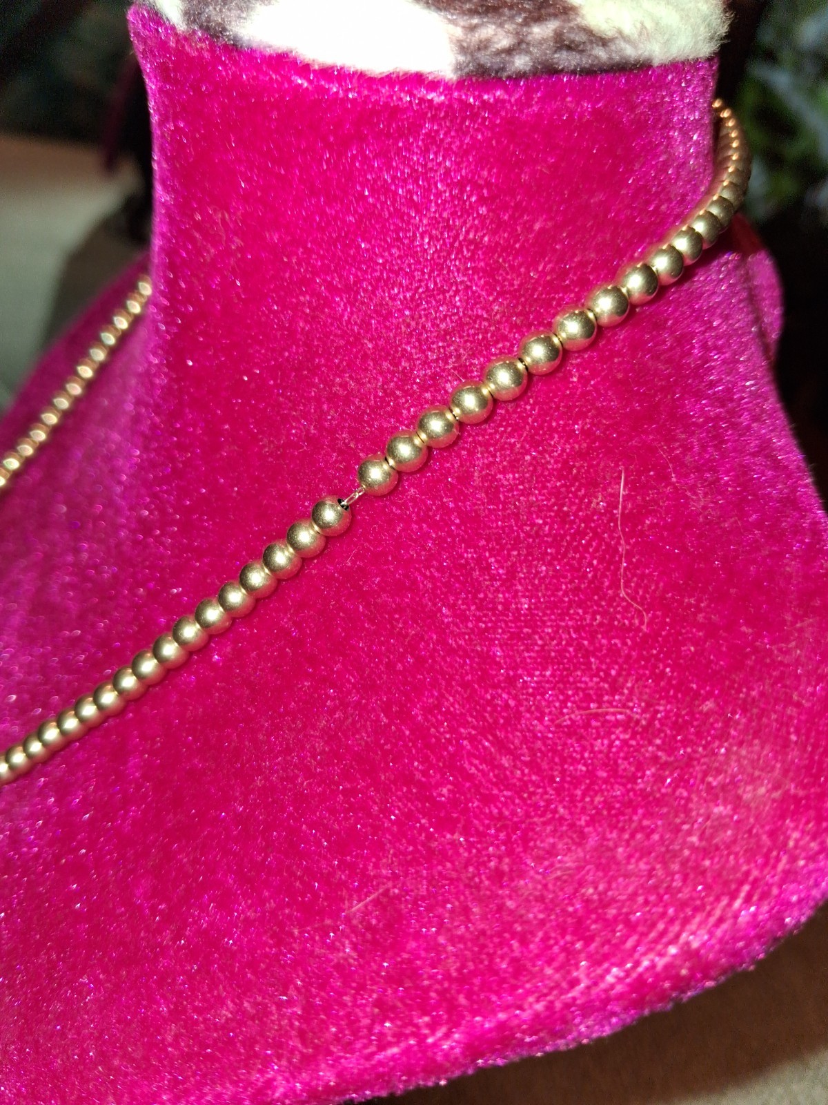 10k Gold Ball Beaded Necklace 3.44 Grams MEASURES 17 Inches