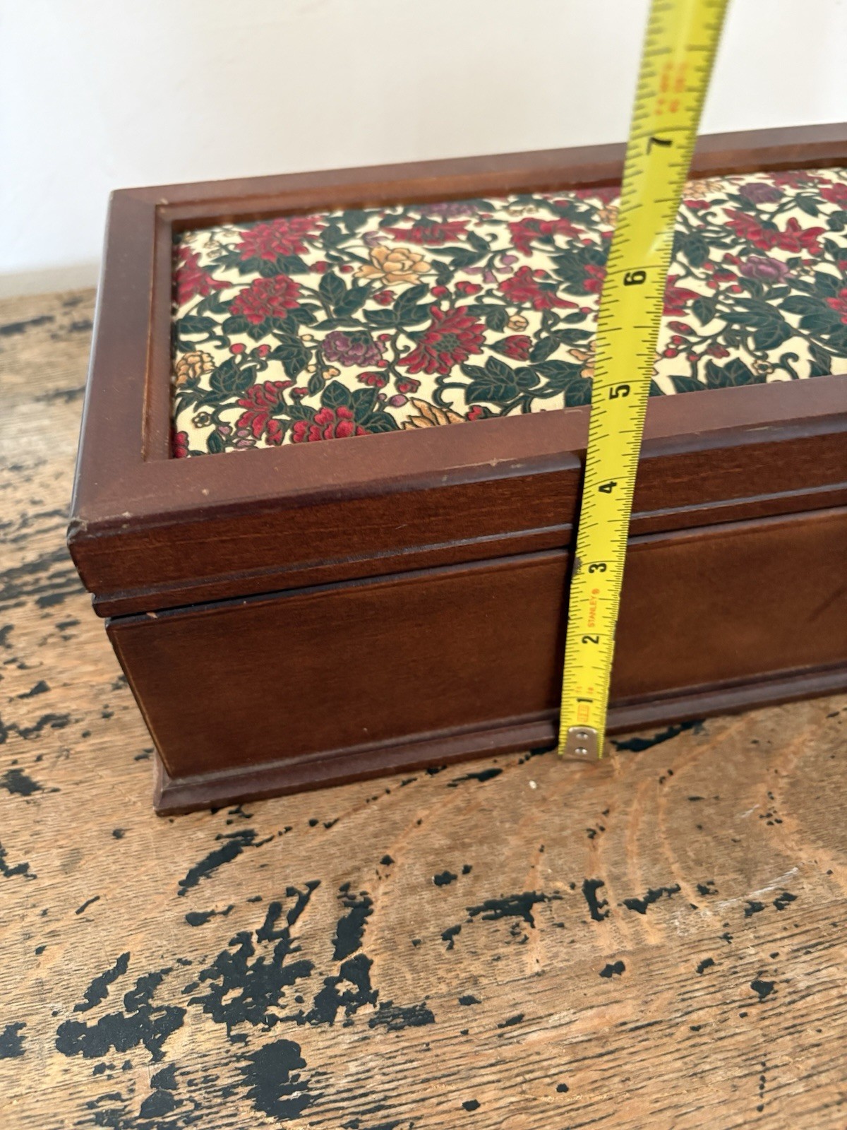 Vintage Floral Top Wooden Jewelry Box Red Green Traditional GrandmaCore Taiwan