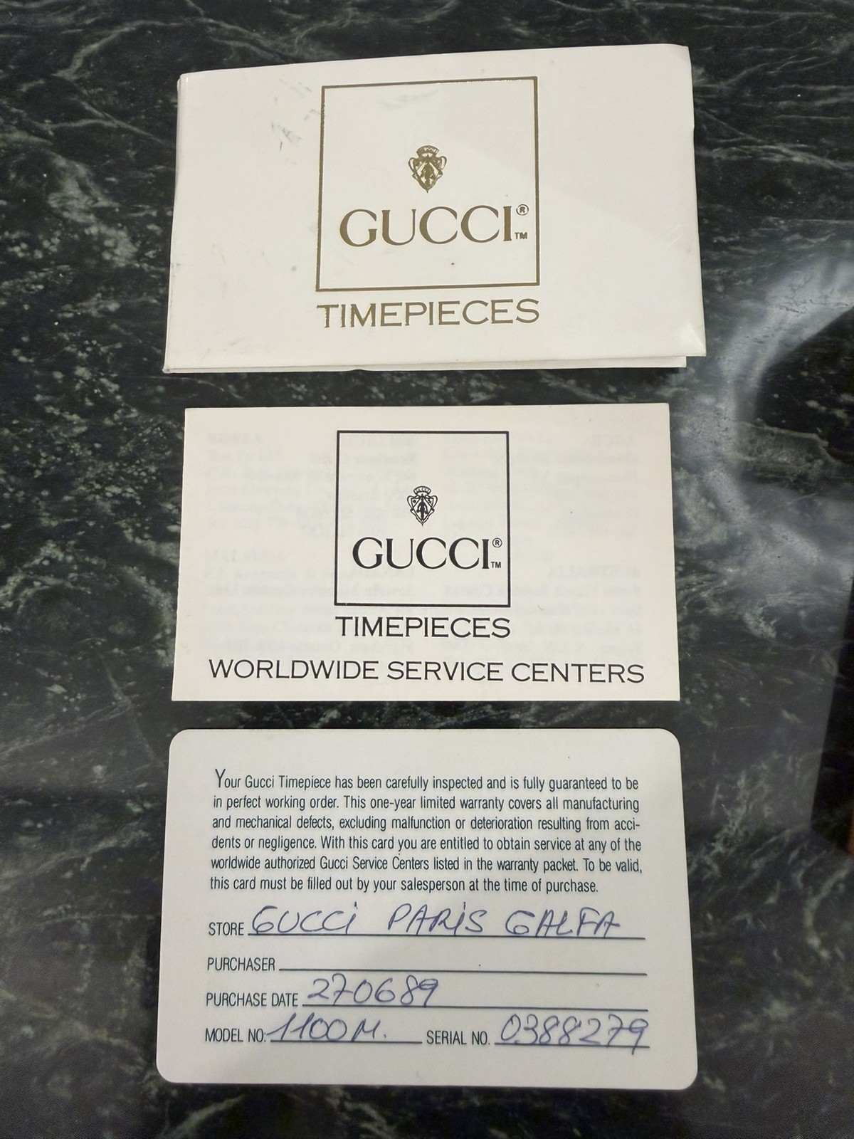 Near MINT GUCCI 11/12.2 11 Change Bezel Gold Bangle Quartz 26mm Ladies Watch Box
