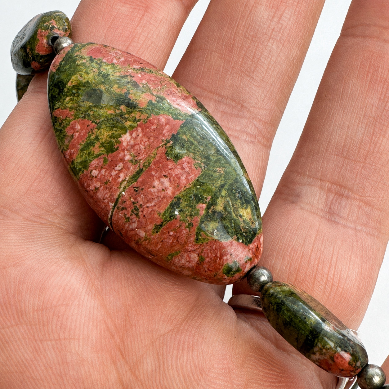 UNAKITE NATURAL STONE BEADED NECKLACE – STATEMENT – PINK GREEN – 42CM