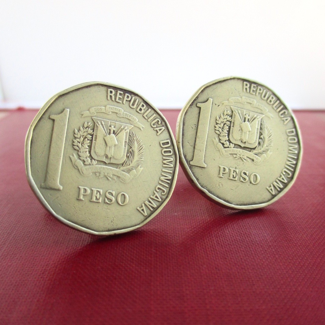 Dominican Republic Cuff Links – Repurposed Vintage Republica Dominicana Coins