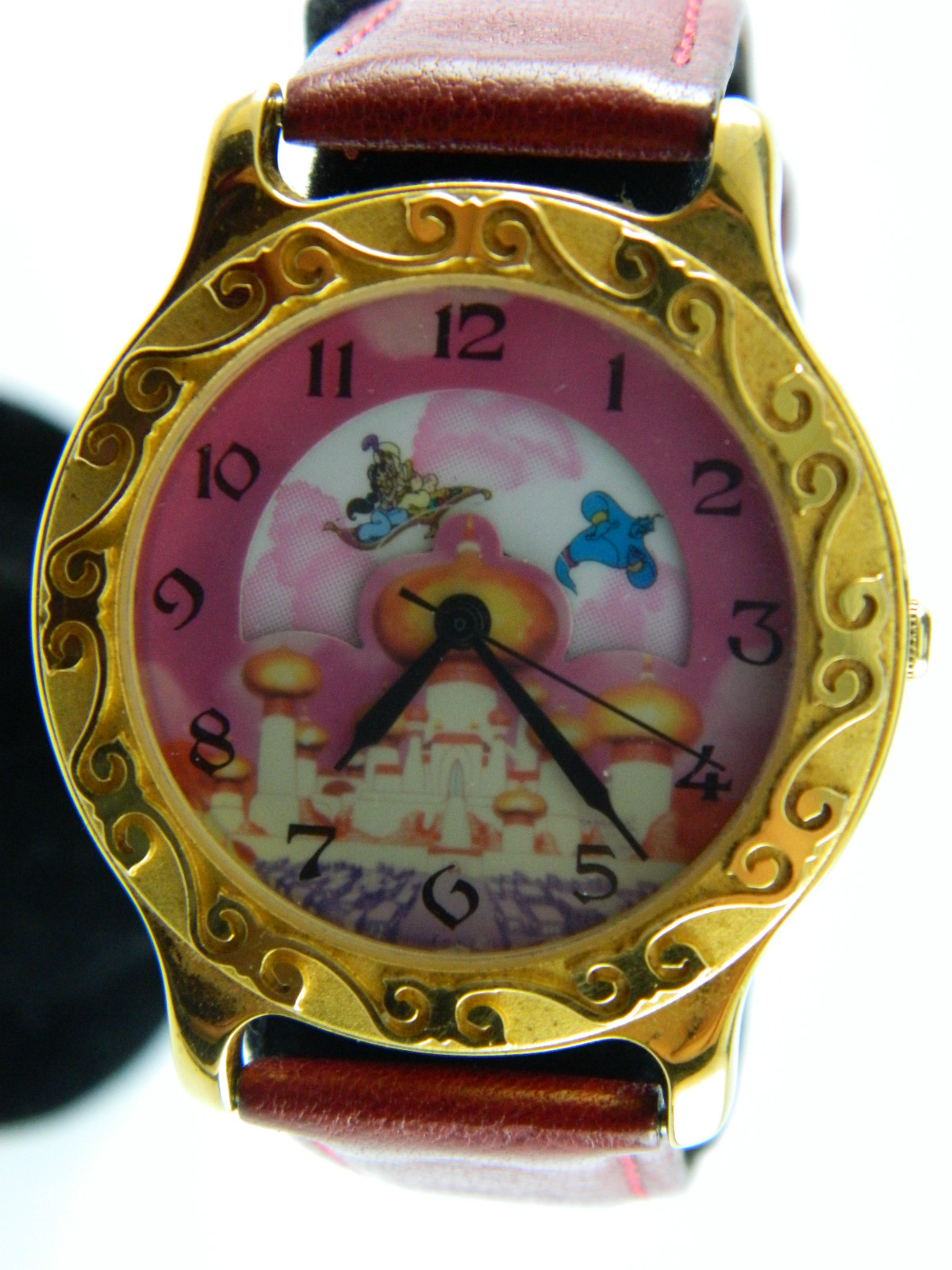 ALADDIN FROM DISNEY UNISEX WATCH/character watch B138