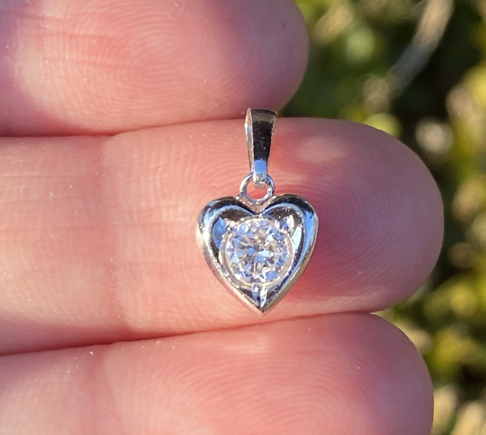 Platinum 0.36CT 100% Natural Round Diamond Heart Shaped Pendant
