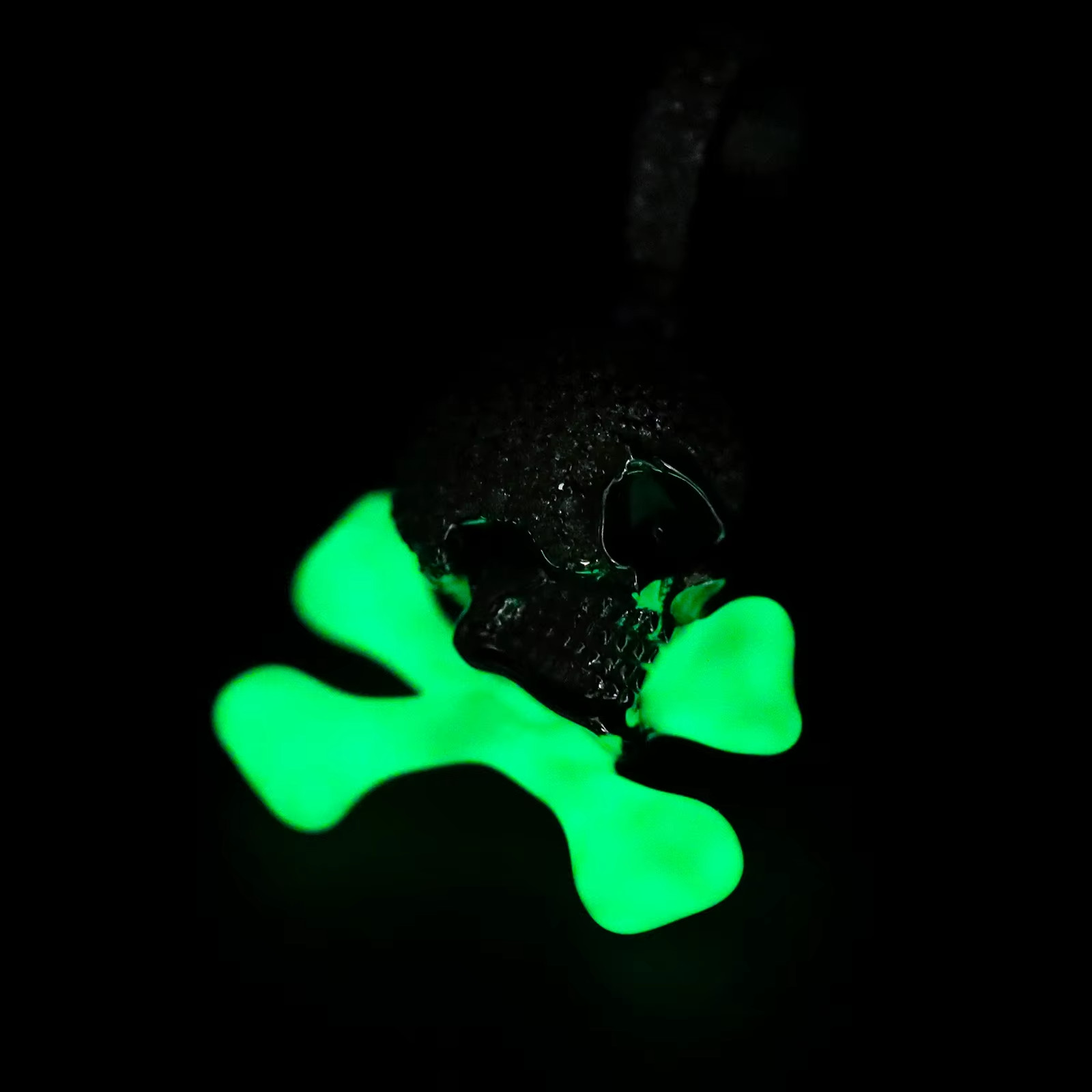 Glow in Dark Skull Crossbones Moissanite Pendant 925 Silver Iced Out Hip Hop