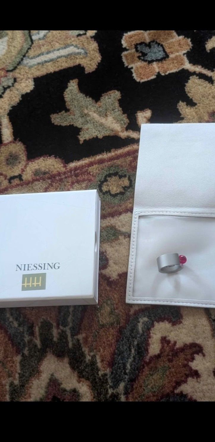 jewlery