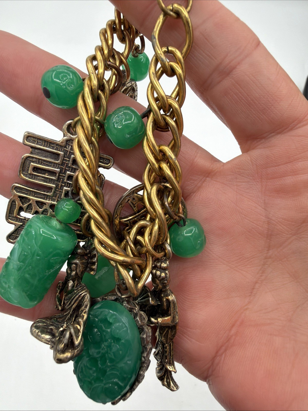 Vintage Gold Tone FOB Bracelet Green Carved Stone Jade‑Style Charms Asian Motif