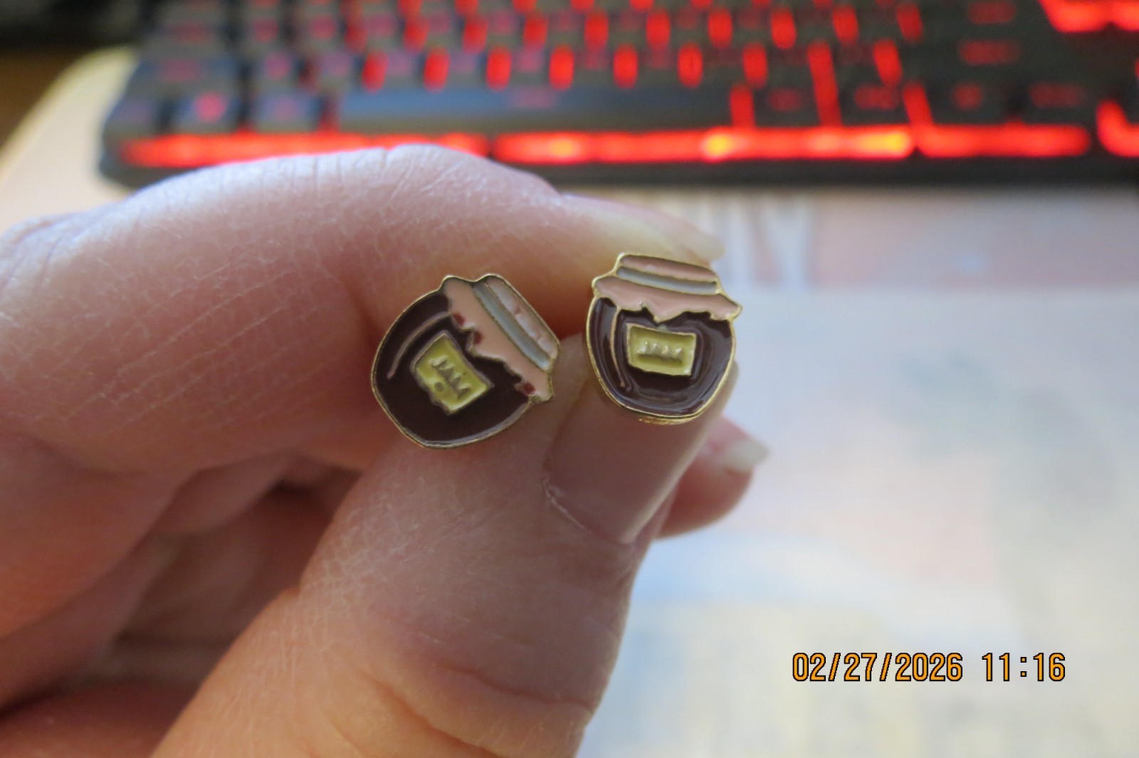 NWOT Pop Art Fall Jam Jar Stud Earrings