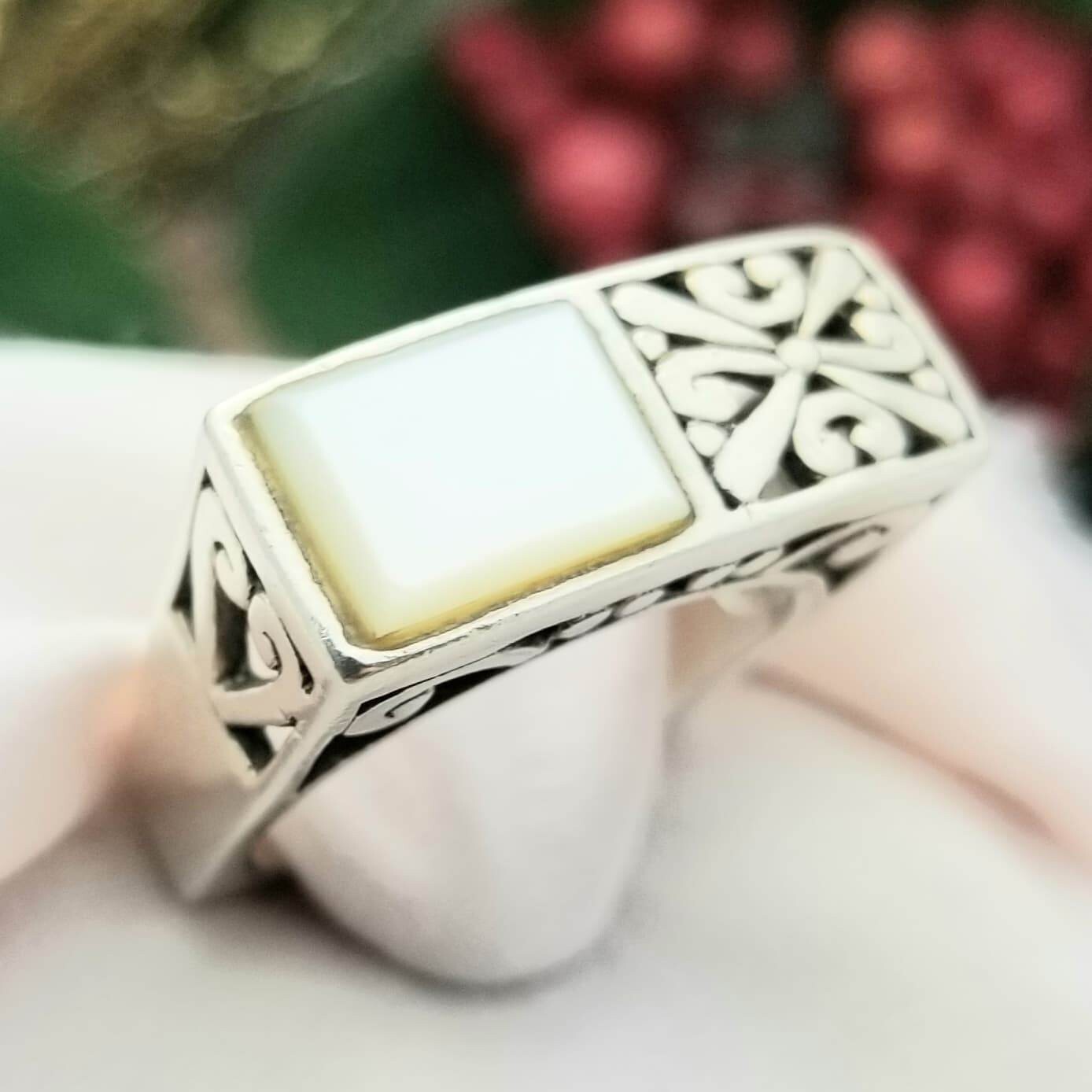 Silver Square Edge Mother of Pearl Filigree Ring-925-Sterling-10mm MOP-1” Face