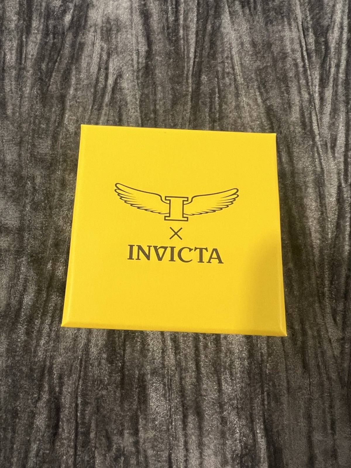 Invicta Racing Vaulthan 69659 Men’s Chronograph Watch 44mm Red Silicone Band