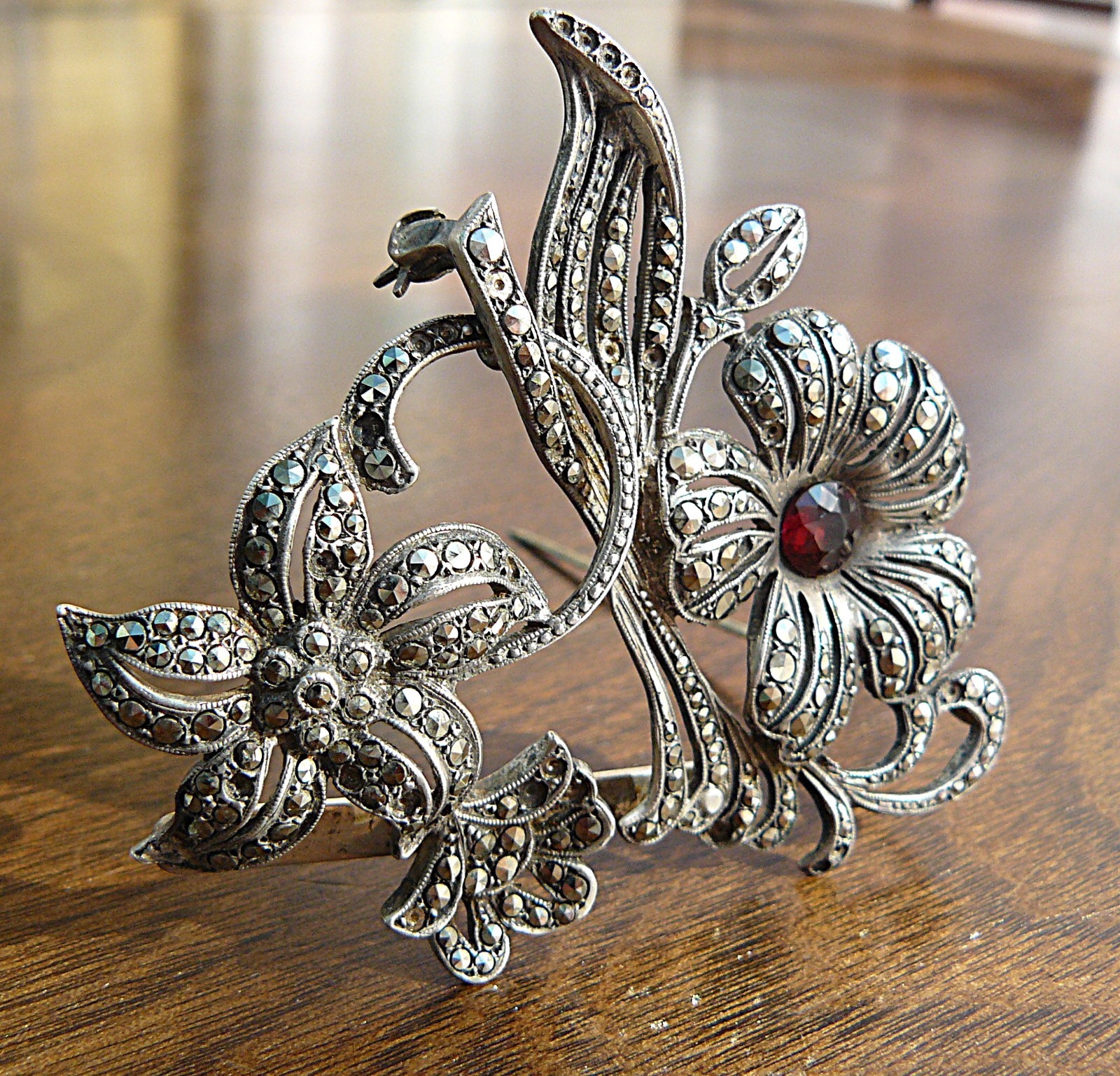 Antique sterling silver marcasite floral brooch garnet centre Art Nouveau 24g