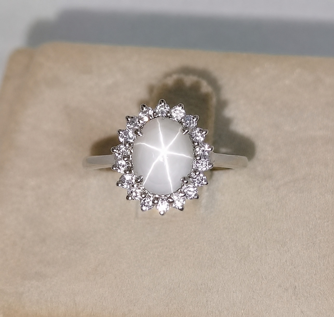 6 Rays White Lindy Star Sapphire Ring 925 Sterling Silver Wedding Ring For Her