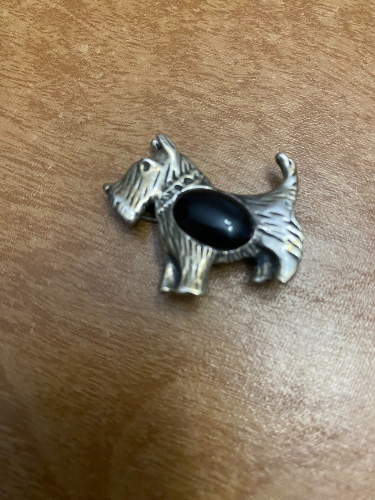 925 Sterling Silver Vintage Black Stone Dog Motif Brooch Pin -1 inch