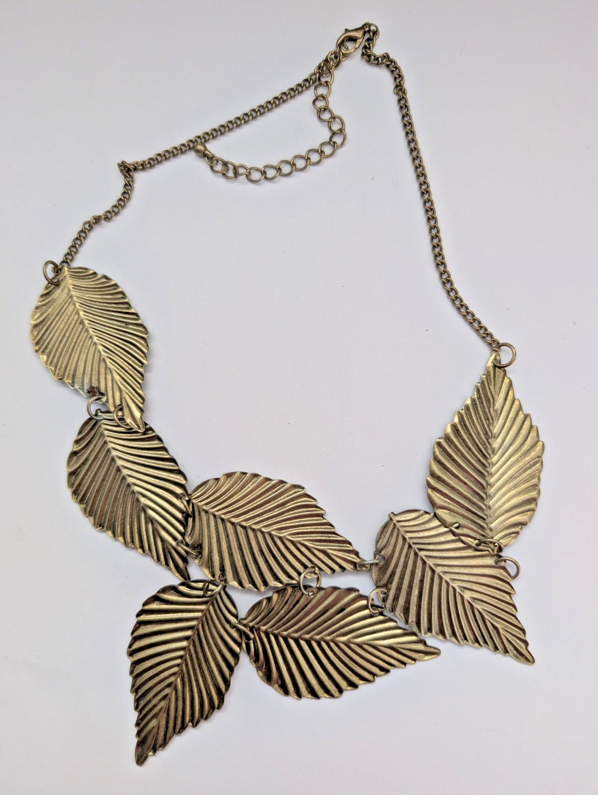 Vintage style bronze tone textured leaf cascading collar bib adjustable necklace