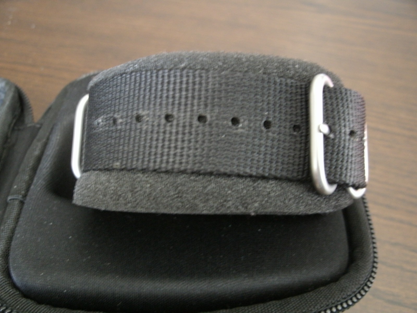 Lum-Tec Combat B28 Military 24 Hour watch. Working and keeping time. Limited