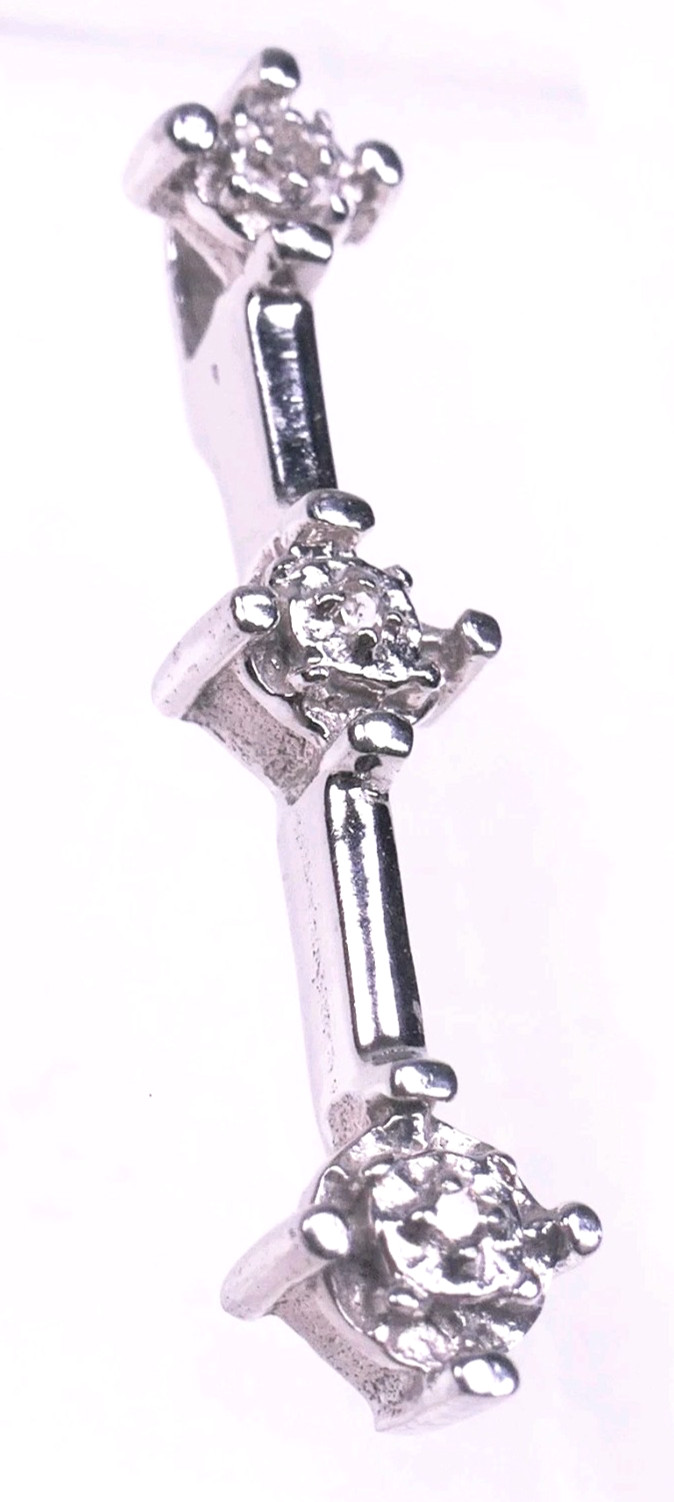 10K White Gold 3-Stone Natural Diamond Vertical Drop Pendant 1.09 Grams
