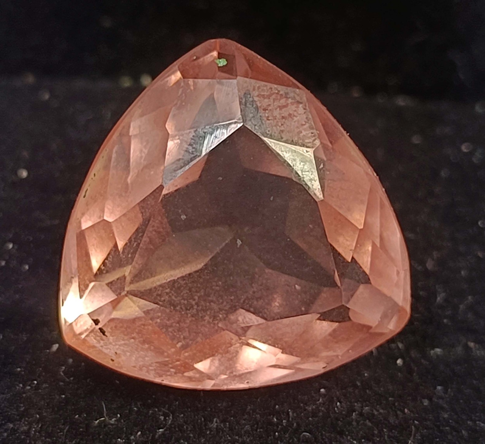 Mind Blowing Quality 15 Ct Natural Peach Sapphire Trillion Shape IGL Gems 6MHB