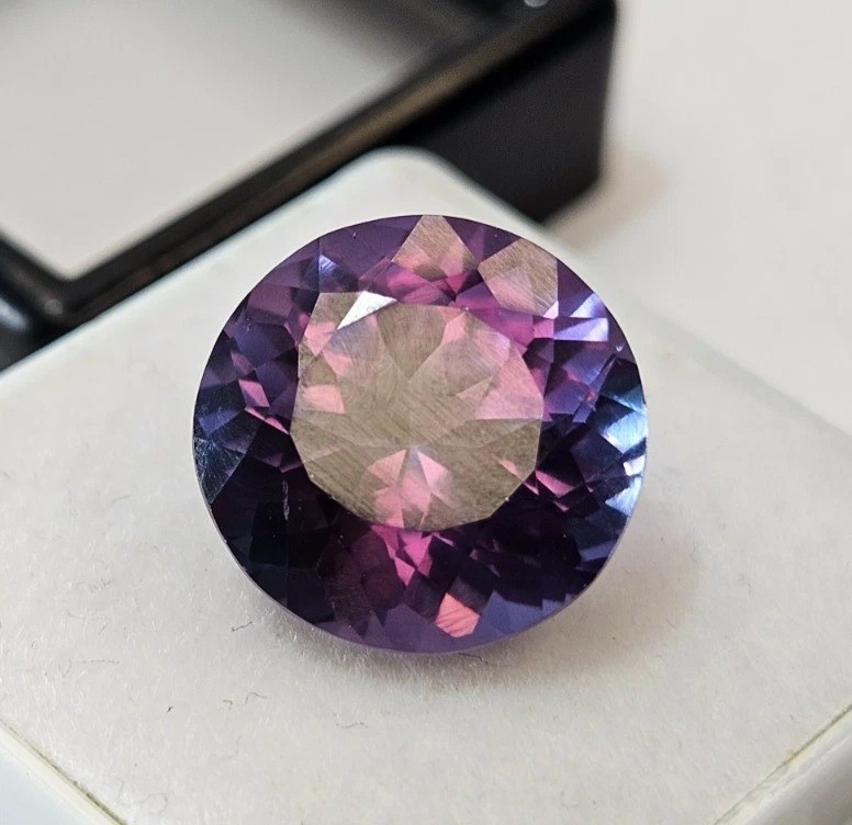Natural Alexandrite Colour Changing Round Cut 8-10 Ct Loose Certified Gemstone