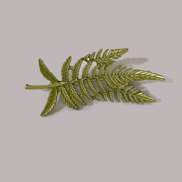 Green Fern Leaf Enamel Brooch Pin Women Vintage Style Plant Jewelry Corsage New