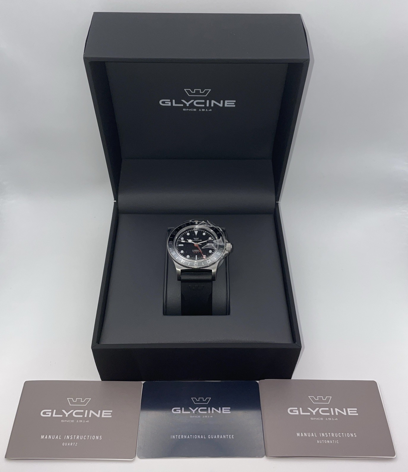 Glycine Combat Sub GMT GL0382 42mm Swiss Automatic Movement