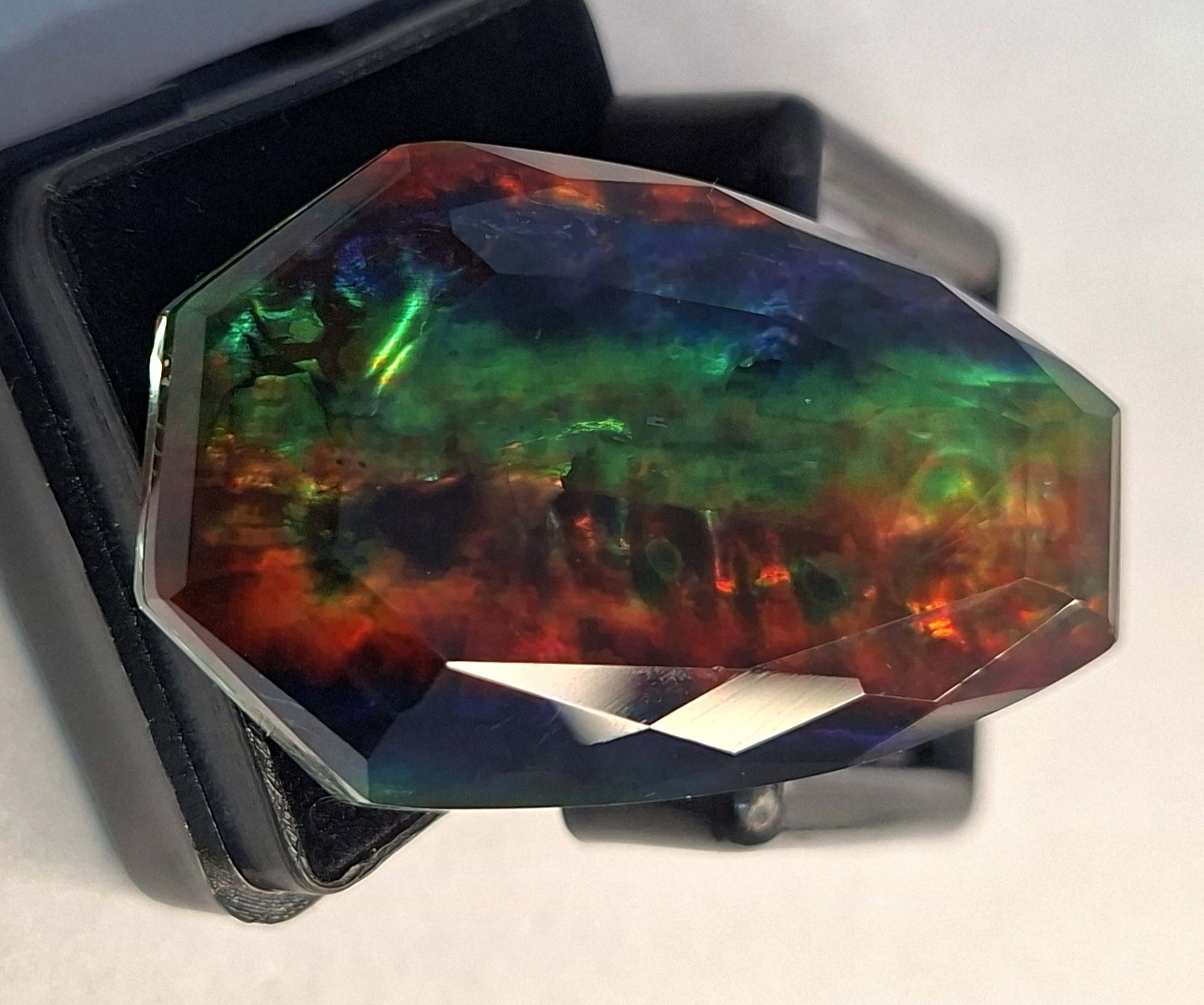 Opal Like Organic Natural Ammolite Fancy Cut 62-64 Ct Loose Gemstone RK914
