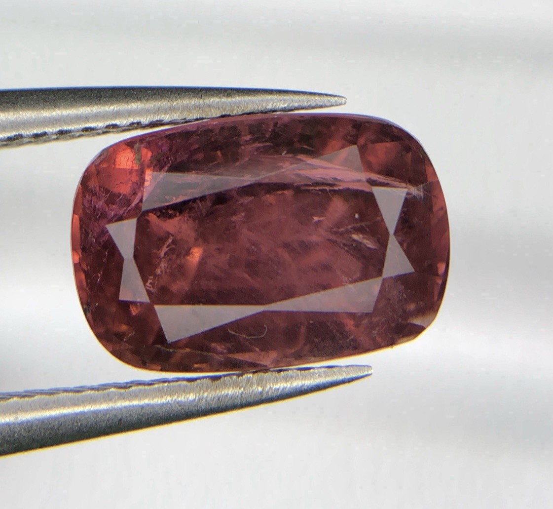 3.70 Ct Natural Rubellite Tourmaline Cushion Cut Loose Gemstone 10.2×6.7mm Fine