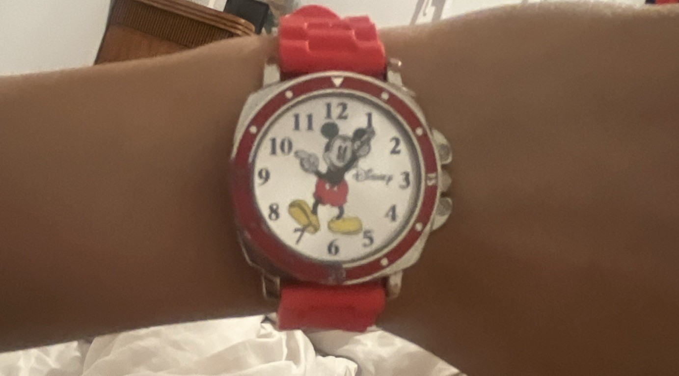 Disney Mickey Mouse Unisex Kids Quartz Analog Watch Red Plastic Strap 12-Hour .