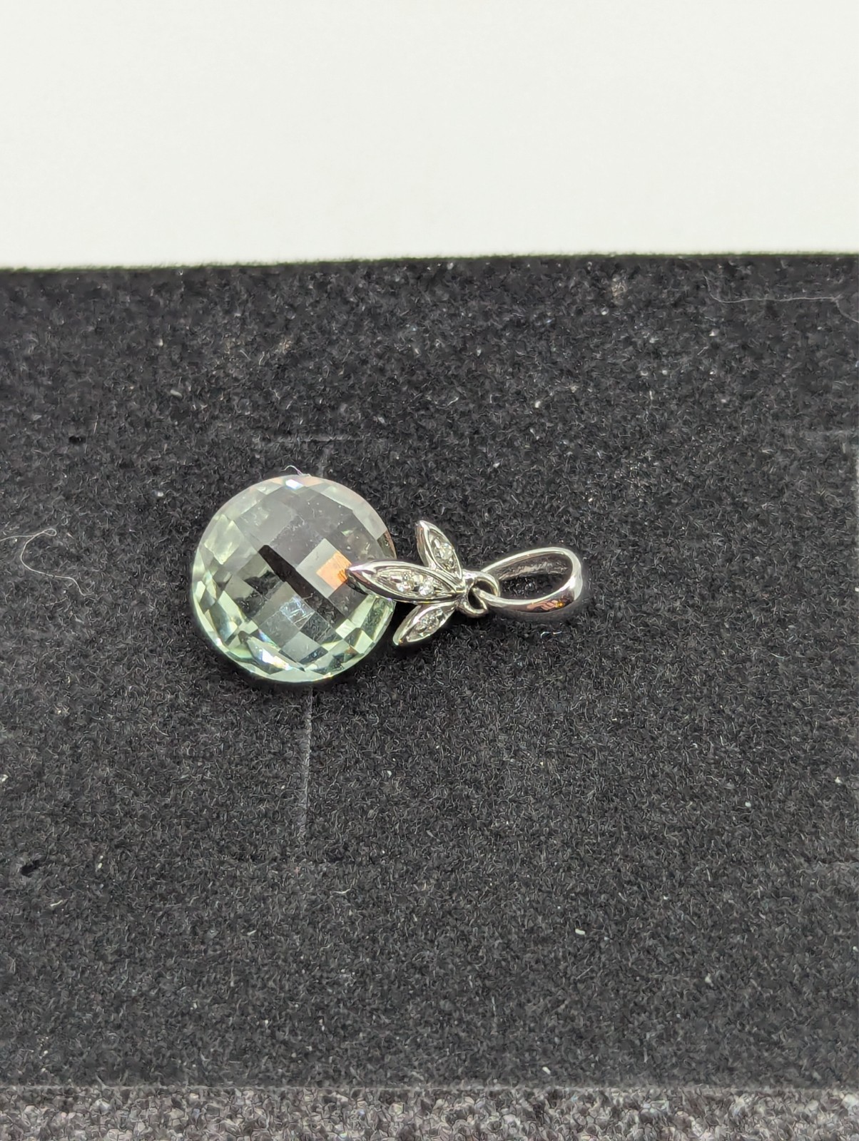 Peora 14k white gold diamond and green amethyst pendant