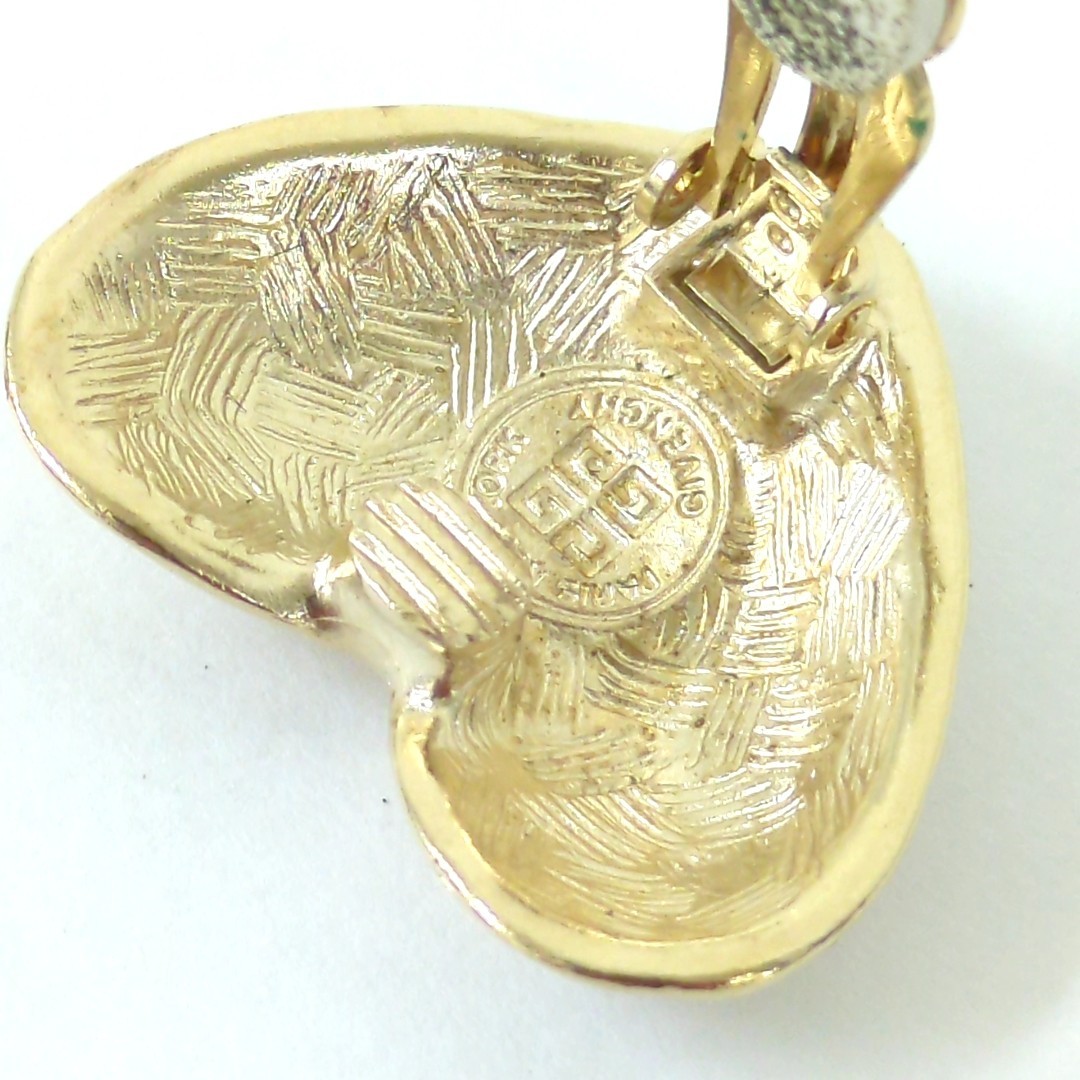 Vintage Givenchy Gold Tone Heart Clip On Earrings Bijoux Logomania 03772301