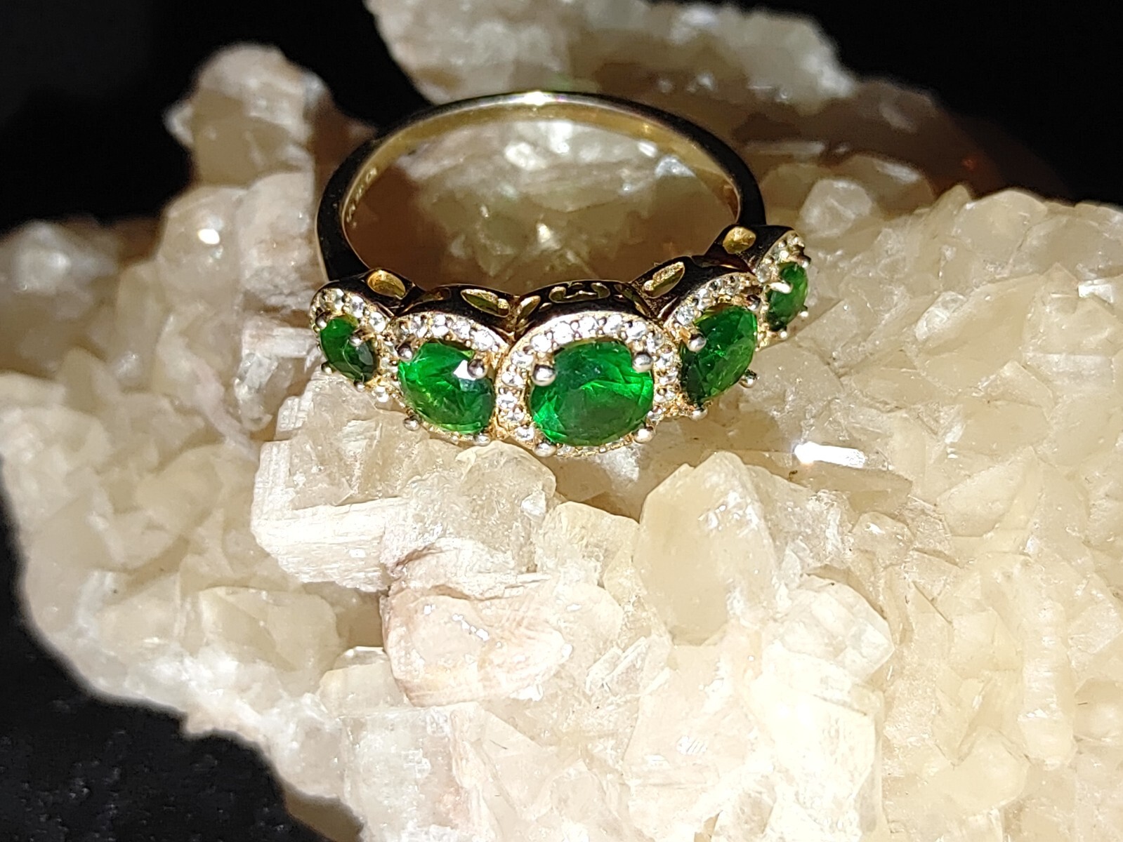 Fuzion Creations Sterling Silver & Green Cubic Zirconia Ring Size 9 FZN 925 CN