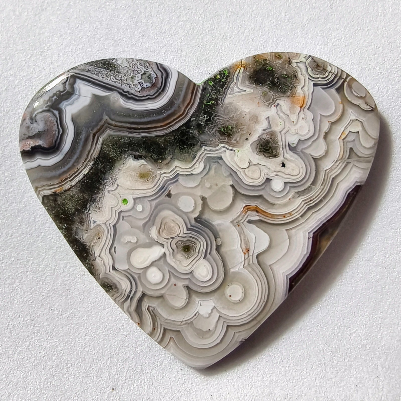 65 Cts Natural Crazy Lace Agate Heart Cabochon Gemstone 39.1×45.4×4.8 MM