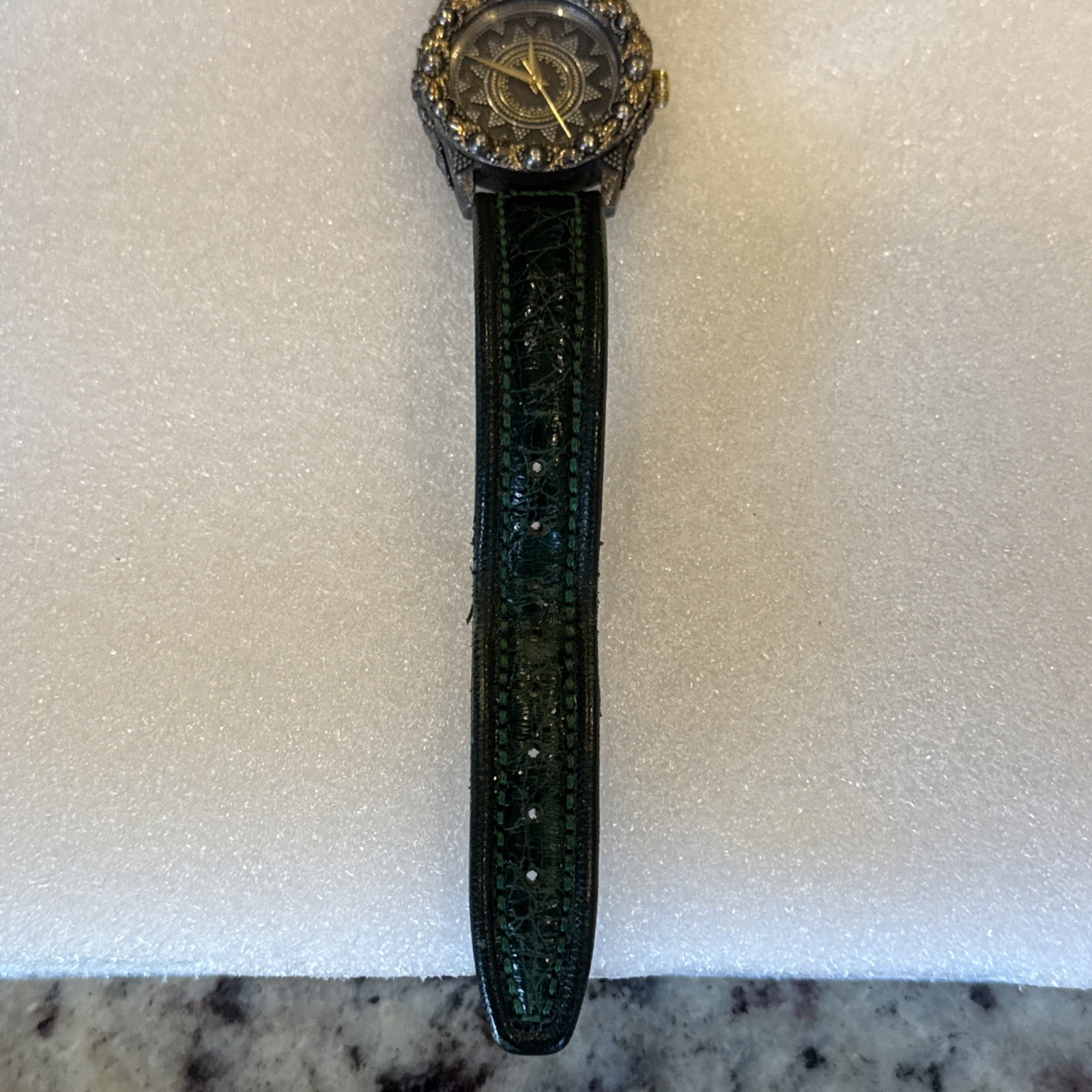 John Hardy Watch Gold Original Green Crocodile Band 4873 Please Read Description