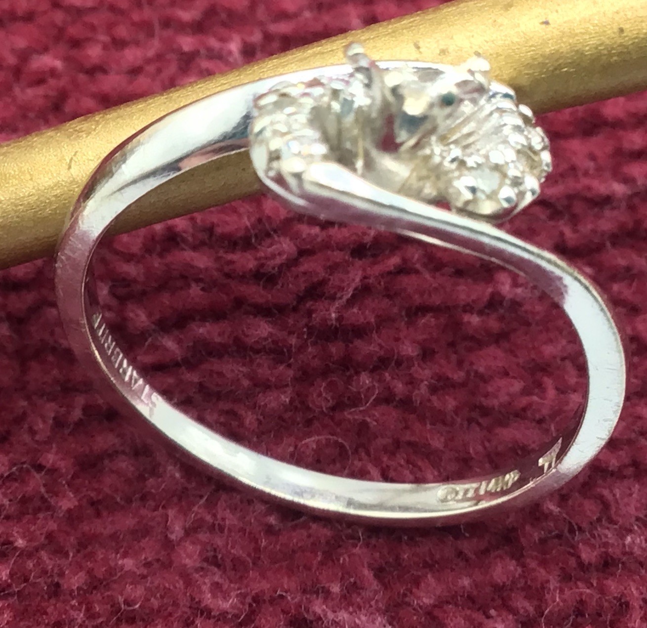 14k White Gold Engagement Ring – 6 Side Diamond Chips, Size 6 No Main Gem 1.95g