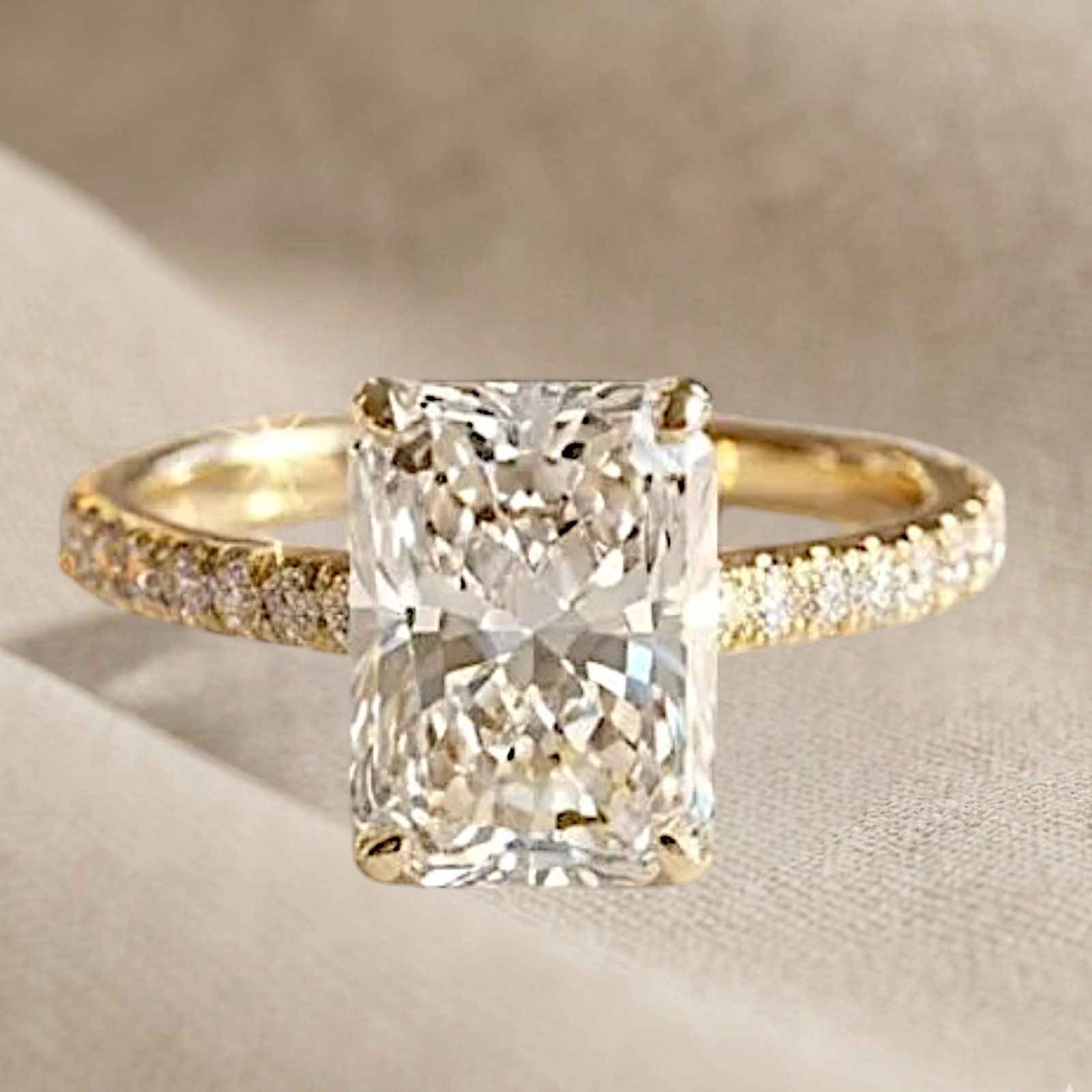 14K Yellow Gold IGI Certified Lab Grown Diamond Wedding Ring 4.30 Ct Radiant Cut