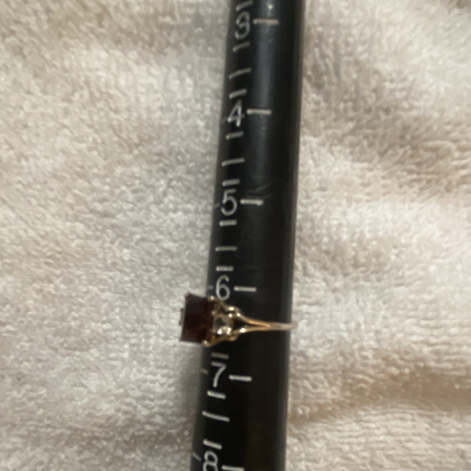 925 s.s. Emerald cut garnet with clear square stones 6 1/2 size