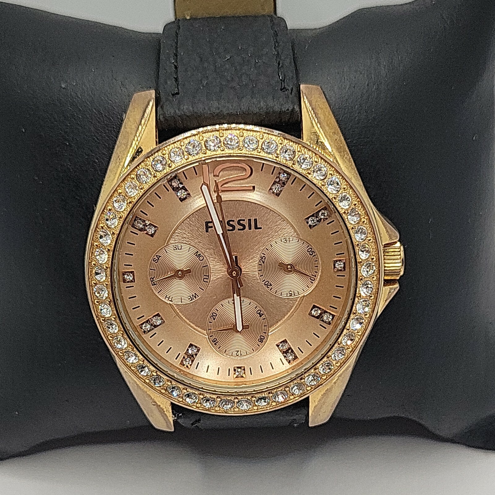 Fossil Riley ES2811 Women’s Black Leather Analog Dial Quartz Wrist Watch DE178