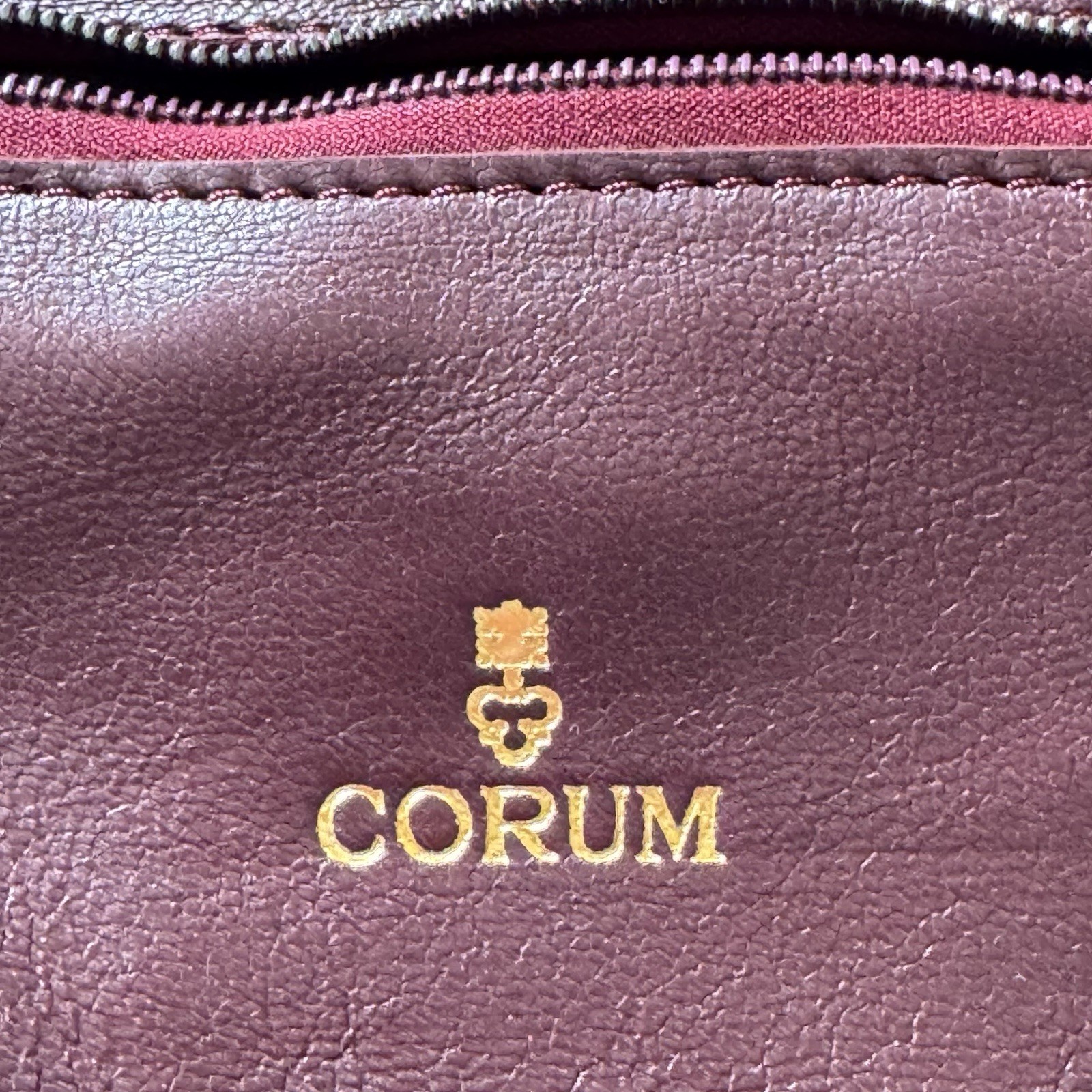 Vintage Corum Swiss Watch Brand Leather Travel Case Black and Burgundy Roll Zip