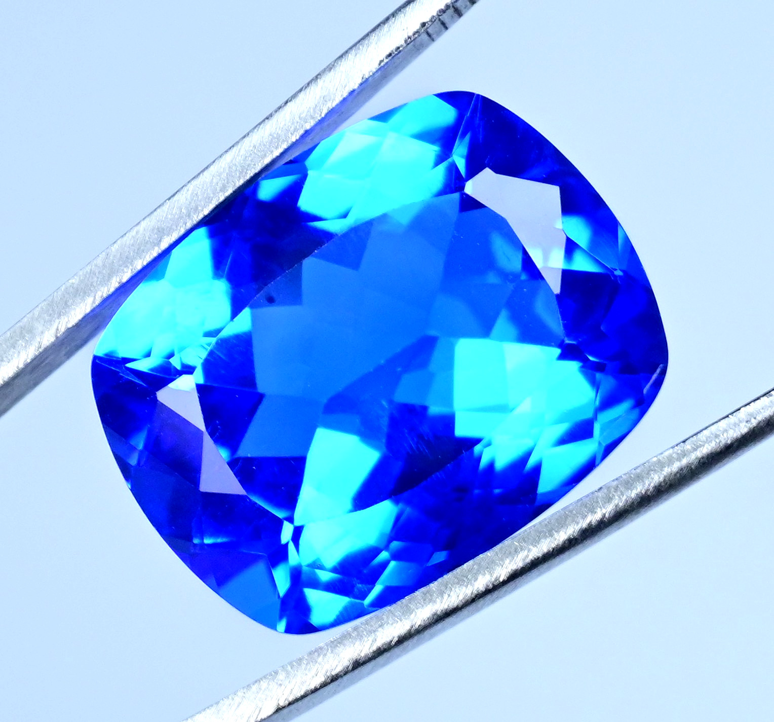 26.75 CT Natural Rare Lustrous Blue Tanzanite Certified Flawless Loose Gemstone